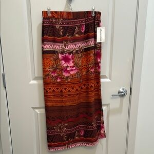 NWT. Momentum Multicolor Floral Maxi Skirt, size 3X